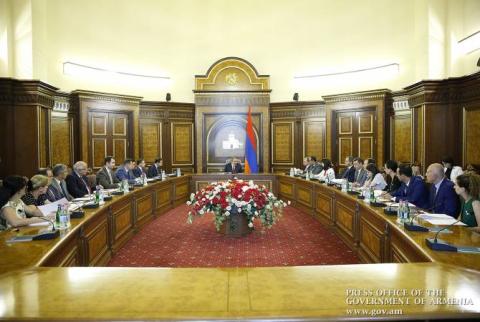 PM chairs consultation on adoption issues 