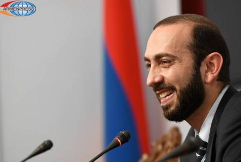 Председатель НС поздравил граждан РА с 29-й годовщиной Декларации о независимости Армении