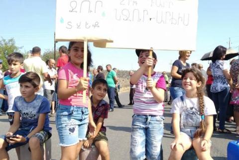 В Арчисе нашли временное решение проблемы питьевой воды