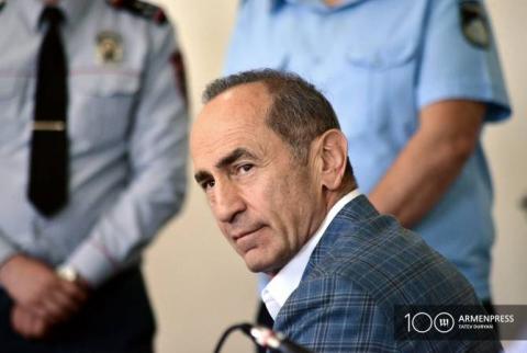 المحكمة الدستورية الأرمينية تصدر الحكم في استئناف محاكمة الرئيس السابق روبيرت كوتشاريان بشأن اعتقاله