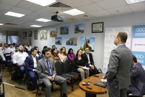 Armenian students of Russian universities present proposals to Zareh Sinanyan