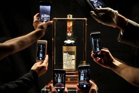 "Величайшая коллекция виски" будет выставлена на торги Sotheby's