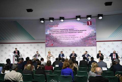 Armenian finance ministry’s delegation takes part in Moscow Financial Forum