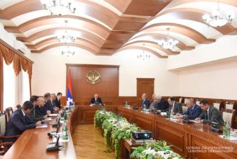 President of Artsakh meets with rector of National Polytechnic University of Armenia