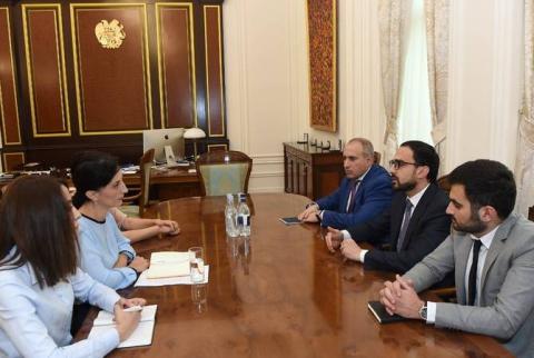 Տիգրան Ավինյանն ընդունել է Ինֆորմացիայի ազատության կենտրոնի նախագահին