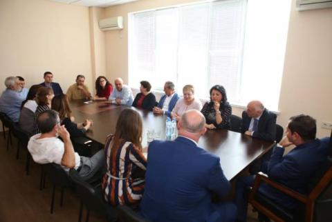 Սուրեն Պապիկյանը ներկայացրել է  Տարածքային զարգացման հիմնադրամի նորանշանակ տնօրենին