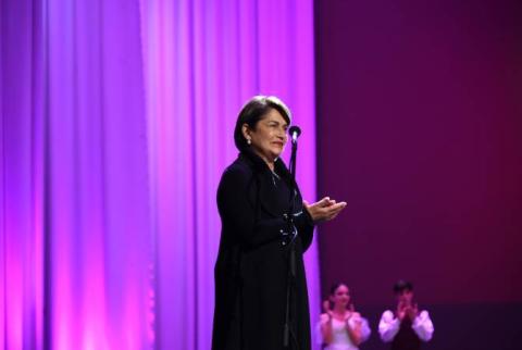 Armenian President’s spouse Nouneh Sarkissian attends Nairian Pan-Armenian Dance Award ceremony