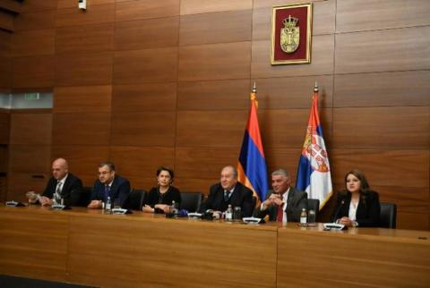 الرئيس أرمين سركسيان يلتقي بممثلي المجتمع الأرمني في صربيا