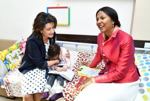 Armenian PM’s spouse, First Lady of Belize visit Hematology Center in Yerevan