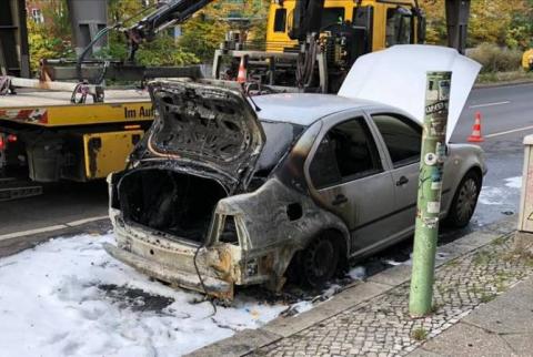 Неизвестные подожгли автомобиль посольства Турции в Берлине