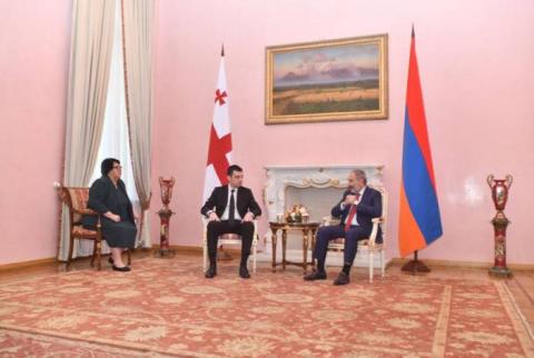 Премьер-министры Армении и Грузии уверены, что отношения будут развиваться