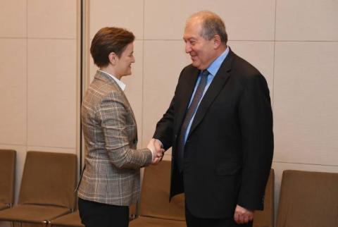 Armen Sarkissian a rencontré la Première ministre de Serbie