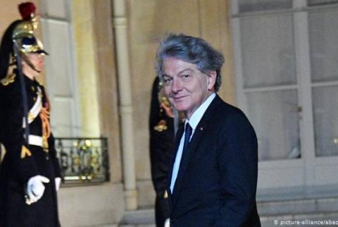 Reuters: Макрон предложил бывшего министра финансов на пост еврокомиссара от Франции