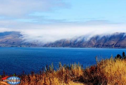 Parliament gives first hearing approval of bill banning additional annual drainage of Lake Sevan
