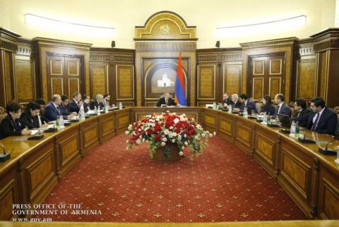 Le gouvernement poursuive les discussions sur les demandes de financement budgétaire  
