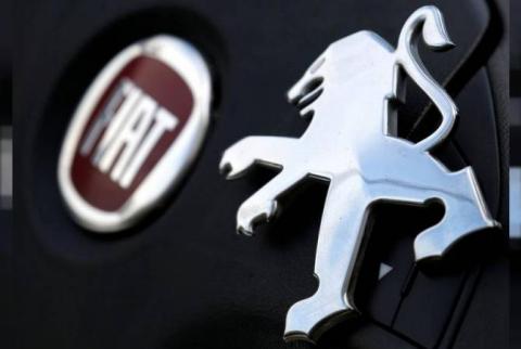 Peugeot et Fiat Chrysler officialisent leur projet de fusion