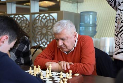 С победы Рафаэля Ваганяна стартовал чемпионат мира среди ветеранов