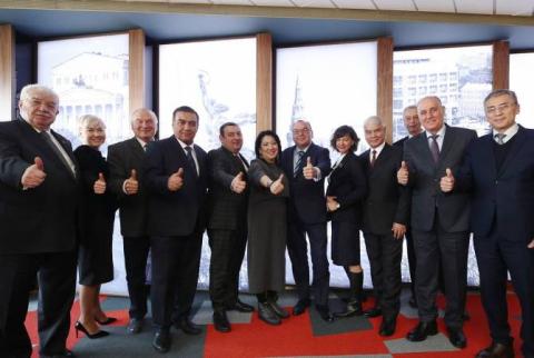 أرمنبريس سيحتفل بيوم النصر بالحرب العالمية ال2 باحتفاليات رئيسية- لقاءت رئيس الوكالة أنانيان بموسكو-