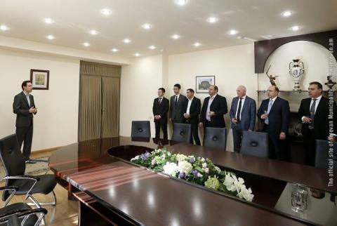 Մենք նոր մշակույթի հիմք ենք դնում. Հայկ Մարությանը հյուրընկալել է համայնքին աջակցող գործարարներին