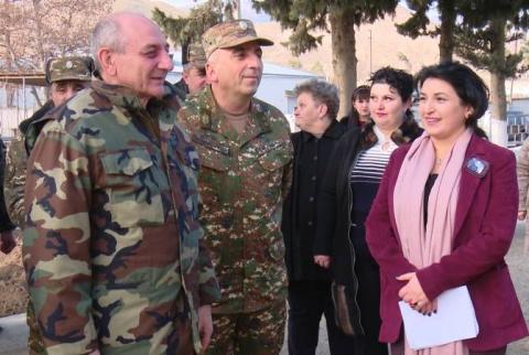 Արցախի Նախագահը և ՊԲ հրամանատարն այցելել են հարավային սահմանագոտի