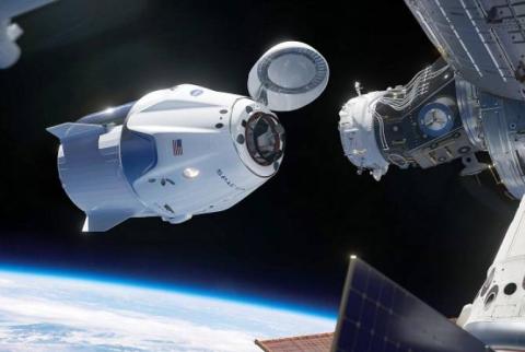 SpaceX рассчитывает осуществить первый пилотируемый полет корабля Crew Dragon в феврале