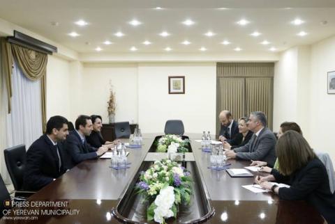 Айк Марутян принял руководителя офиса постоянного представительства АБР в Армении