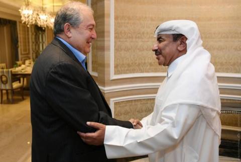 Le Président arménien rencontre le ministre des Transports et des Communications du Qatar