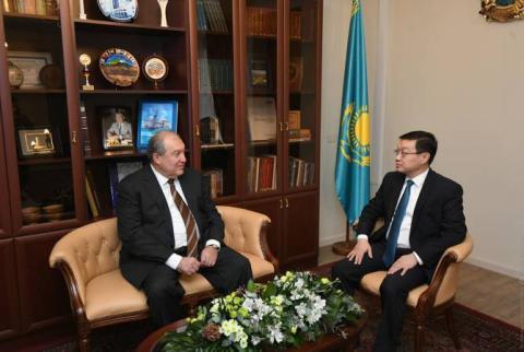 Armenian President visits Embassy of Kazakhstan on the occasion of Kazakhstan’s Independence Day