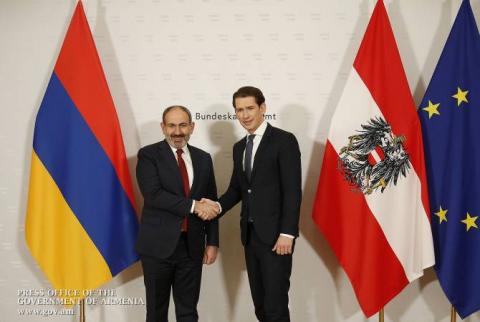 Никол Пашинян поздравил Курца по случаю назначения на должность федерального канцлера Австрии