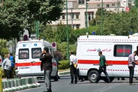 СМИ: на северо-западе Ирана в результате аварии автобуса погибли 19 человек
