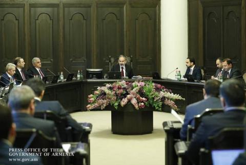 عام 2020 يجب أن يكون وقت حل القضايا الاستراتيجية- رئيس الوزراء الأرميني نيكول باشينيان بجلسة الحكومة