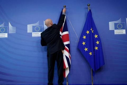 ЕС окончательно утвердил сделку о Brexit