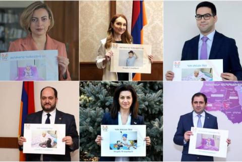 Armenian high-ranking officials start flashmob in support of people suffering cancer