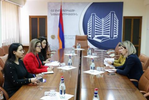 اجتماع بوزارة الاقتصاد لمناقشة تحضير أعمال المنتدى العالمي Big Business Bridge الذي سيعقد بأرمينيا