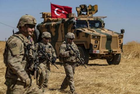 СМИ: Турция перебросила дополнительные воинские подразделения в Сирию