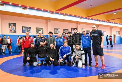 Сборная Армении по греко-римской борьбе в командном зачете чемпионата Европы занимает 4-е место