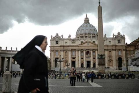 В Ватикане закрывают собор Святого Петра для туристов