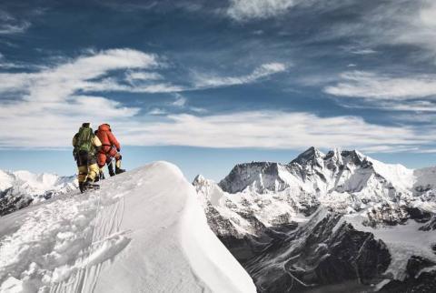 Nepal’s government shuts off Mount Everest amid coronavirus outbreak