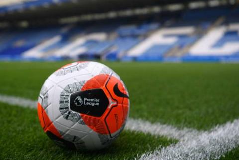 La Premier League du football anglais suspendue jusqu’en avril