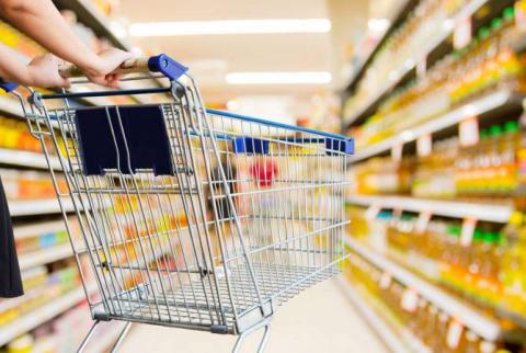 Pashinyan calls on population to refrain from panic-buying 