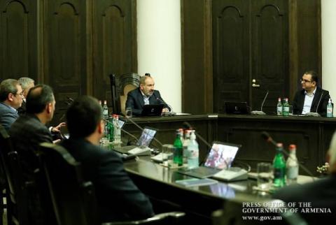 Le Premier ministre a rencontré les chefs  de grandes entreprises