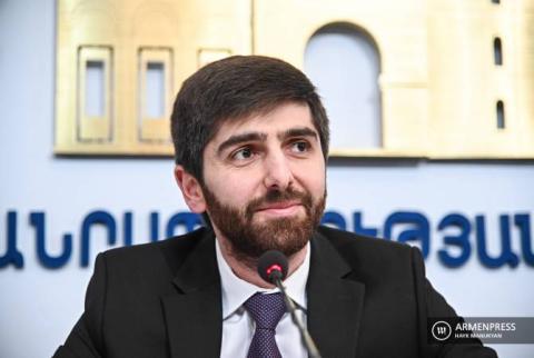 Փոխնախարարը ներկայացնում է գյուղատնտեսության աջակցության ծրագրերից օգտվելու կարգը
