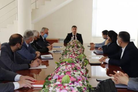 Գեղարքունիքի մարզպետարանի աշխատակիցները չեն ստանա երկրորդ եռամսյակի պարգեւավճարները