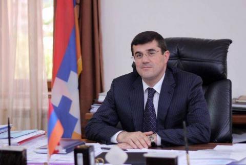 Conférence de presse du président de la République d'Artsakh Arayik Haroutiounian