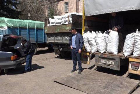 В городе Гавар 300  необеспеченных семей обеспечили семенами картофеля