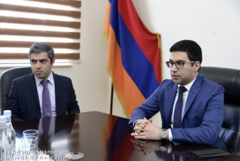 Ռուստամ Բադասյանն  ԱՆ աշխատակազմին ներկայացրել է նորանշանակ գլխավոր քարտուղարին