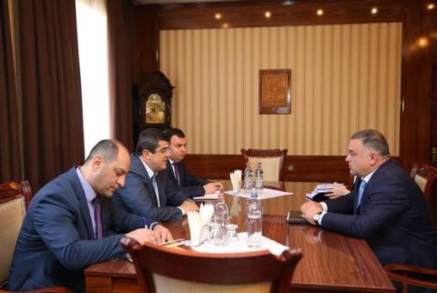 Մինչև 2021-ի վերջ Ստեփանակերտում կվերանորոգվեն 300 քաղաքացիների բնակարաններ. Արայիկ Հարությունյան