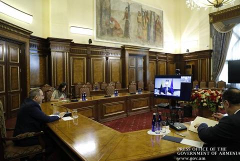 Armenian PM, Lithuanian President discuss boosting bilateral economic cooperation