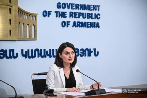 Министерство ТСВ для лиц, проживающих в учреждениях, приобрело 2 небольших общинных дома