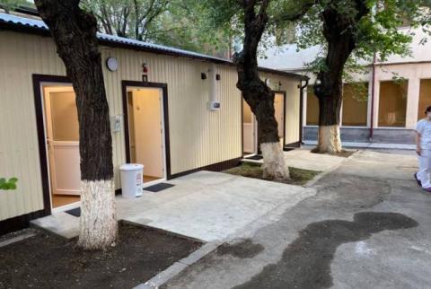 COVID-19-ի թեստի պատասխանին սպասող ծնողների ու երեխաների համար նոր մեկուսարան է կառուցվել 